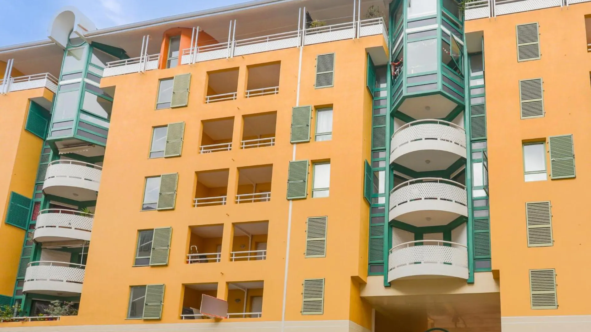 Apartment Les Balcons De Port Nicea By Interhome
